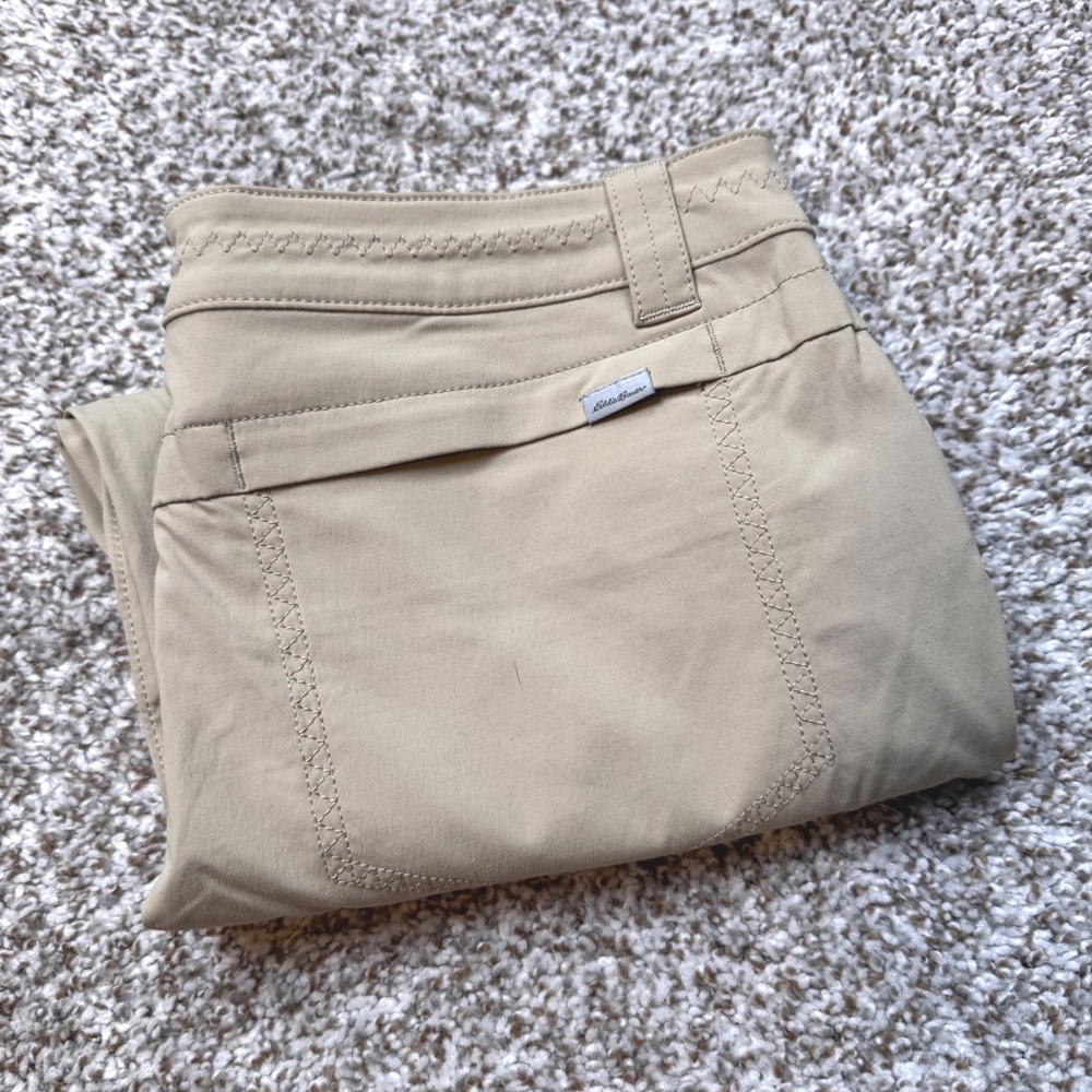 Eddie Bauer Women's 8 Tan Cargo Capri‎ Pants Outdoor Hiking Casual
